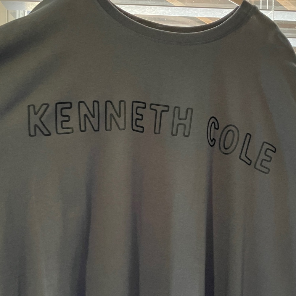 Kenneth Cole Charcoal Gray Men's Tee - Picture 2 of 6